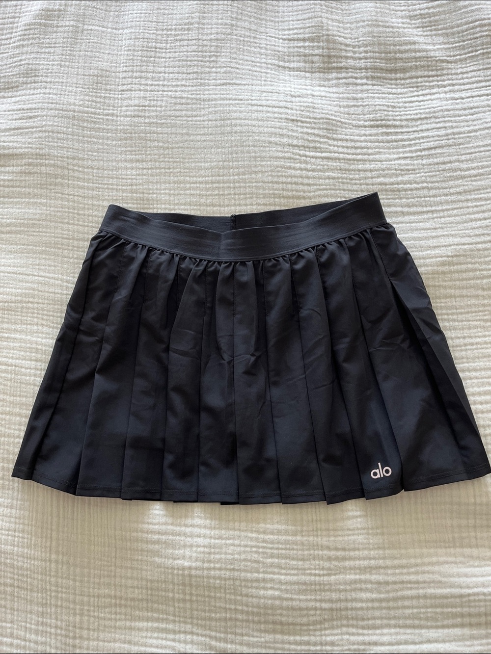 ALO Yoga Black Pleated Athletic Skirt
